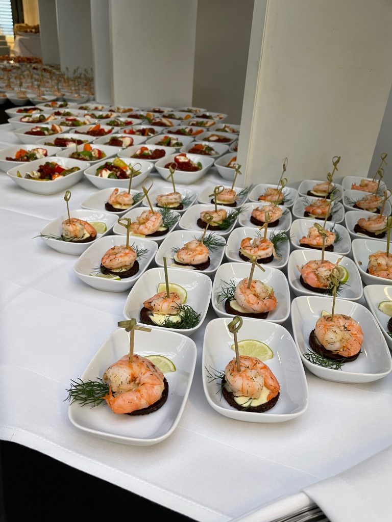 Fingerfood bei einem BMW-Event von VIA Events